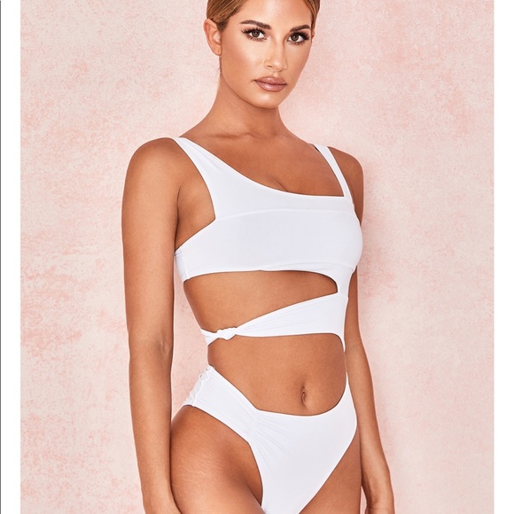 Sexy bathing suit one piece with cut outs - Picture 4 of 6